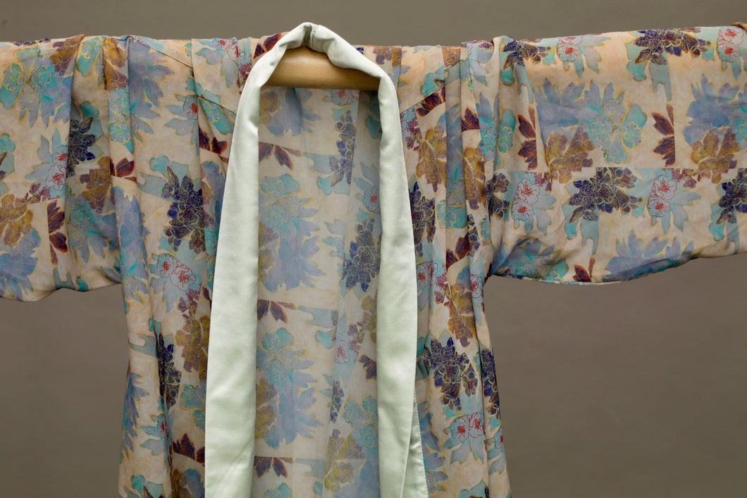 Beautiful, unique silk hand sewn kimono, original print Melissa Koch Fine Arts, bag, belt, slow fashion